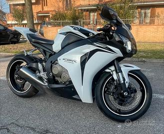 Honda CBR1000-2008