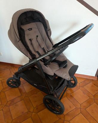 Passeggino navicella ovetto