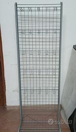 ESPOSITORE CON GANCI