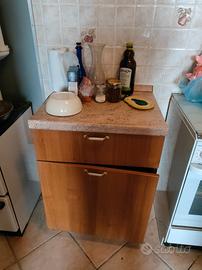 Mobiletto berloni con 2 ripiani e 1 cassetto