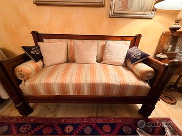 Divano impero restaurato