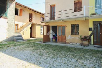 CASA DI CORTE A SAN VITO DI FAGAGNA