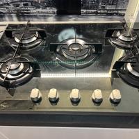 Piano cottura a gas 5 fuochi Ariston