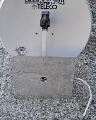 Antenna satellitare decoder  e tv 12V