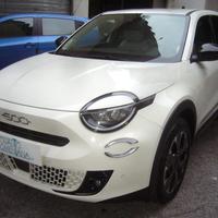 FIAT 600 Hybrid 110CV DCT6 MHEV La Prima NAVI e