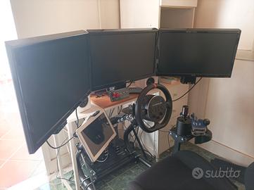 Triplo monitor più braccio per simulatore o Gaming