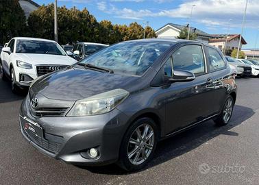 Toyota Yaris NEOPATENTATI 1.4 d-4d Lounge
