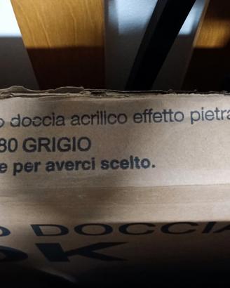Piastrelle per bagno+ piatto doccia e termoarredo 