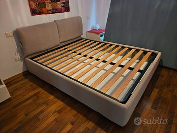 Letto contenitore matrimoniale