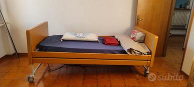 Letto elettrico da degenza WIMED - doghe in LEGNO
