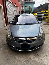 Opel corsa 1.2 benzina