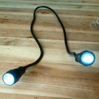 Lampada LED doppia da collo