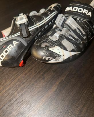 Scarpe da ciclista Diadora in carbonio