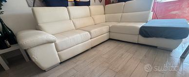 Divano in eco pelle