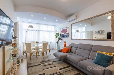 Luminoso appartamento con terrazzo