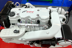 Entrobordo FPT 4 cilindri 250 HP