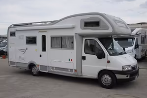 Arca M715GLT accessoriato, 146cv tenuto benissimo