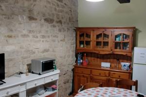 Casa per studenti con tre camere singole