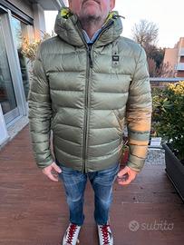 Blauer piumino