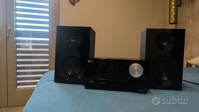 Stereo LG Micro Hi-Fi,Bluetooth, CD, USB,STEREO 