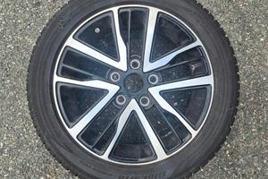 4 ruote Suzuki Swift Sport 195/50 R16