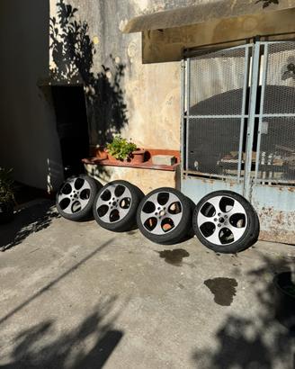 Cerchi in lega 18” Volkswagen Golf Detroit + gomme