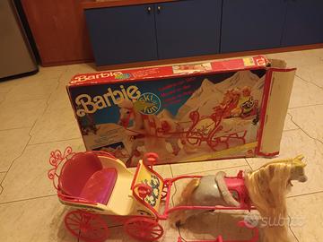 vecchia carrozza con cavallo e accessori barby