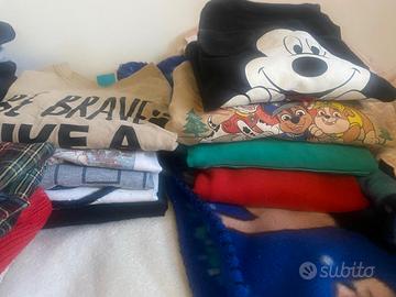 abbigliamento bimbo TG 98/110