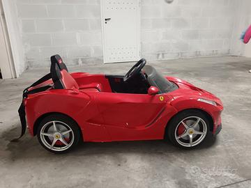 Macchina Elettrica per Bambini 12V  Ferrari rossa