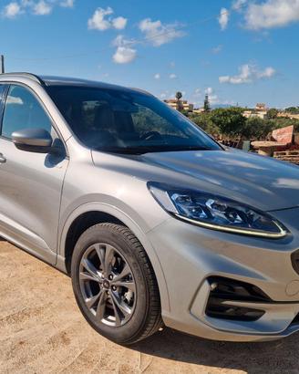 ford kuga 2 wd St-line 2.5  CV 153  KW 112