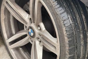 gomme e cerchi in lega bmw serie 3  anno 2022