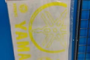 KIT ADESIVI T MAX 500 TMAX 530 T MAX 560 GIALLO