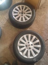 Treno di pneumatici + cerchi in lega