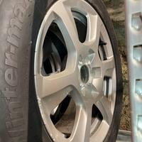 Cerchi in lega + gomme termiche da 16 pollici Audi