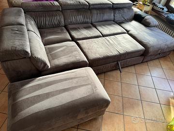 Divano letto  a “U” come nuovo