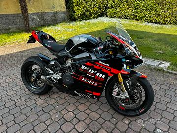 Panigale v4s 2023 replica Barni