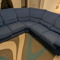 divano blu
