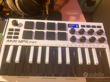 Akai MPK mini - perfetta
