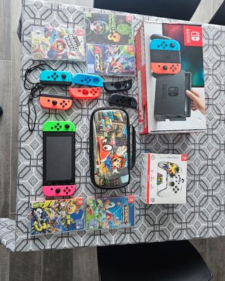 Nintendo switch +accessorie+giochi