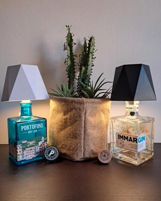 Lampade Led Ricaricabili in Bottiglie di Gin Rare 