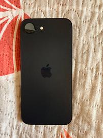 Iphone 16e 128 gb + Apple Watch 7 + cover varie