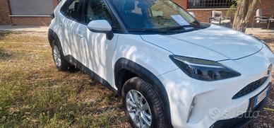 Toyota yaris cross 1.5h (116 cv) e-cvt business