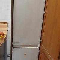 Frigorifero combinato da incasso no mobile