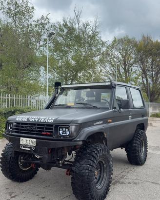 toyota land cruiser lj 70