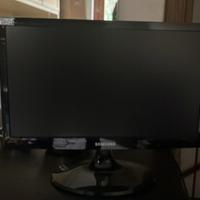 Piccola televisione 19 pollici