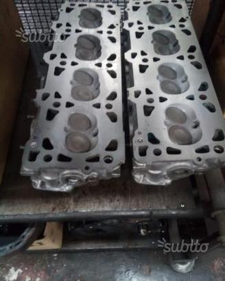 Testate nuove e revisionate giapponese koreana