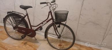 Bicicletta da donna con cestino Legnano ruote 26