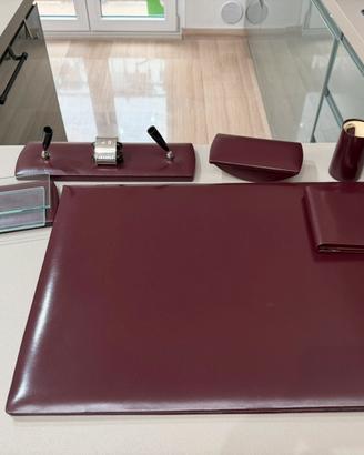 Set da scrivania vintage anni’70 in pelle bordeaux