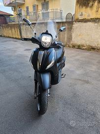piaggio Beverly 300 police