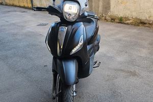 piaggio Beverly 300 police